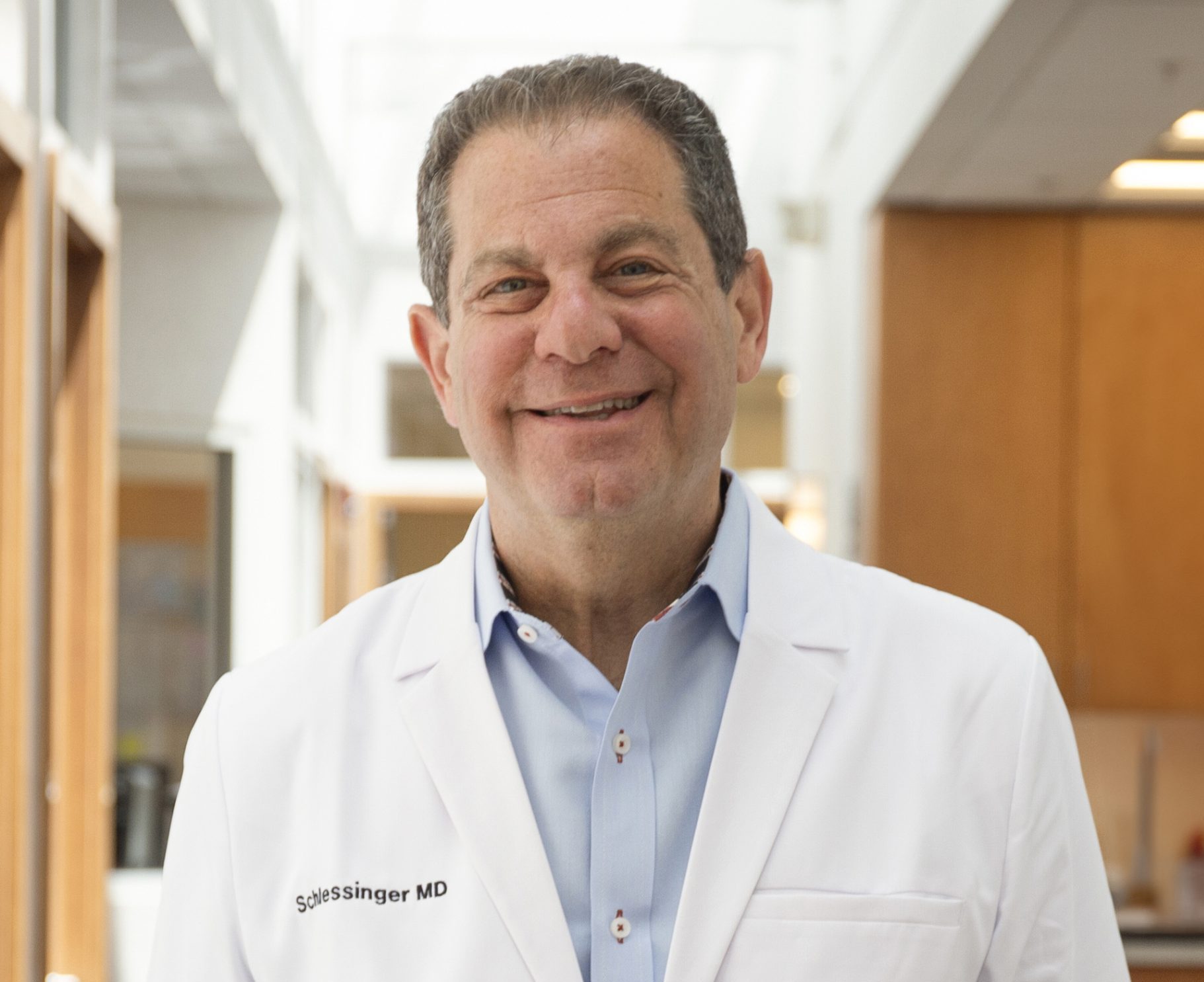 Dr. Joel Schlessinger